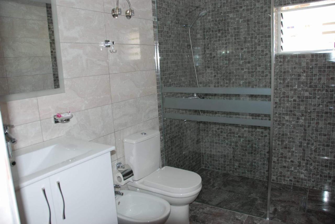 The Hill Apartment Sarandë エクステリア 写真