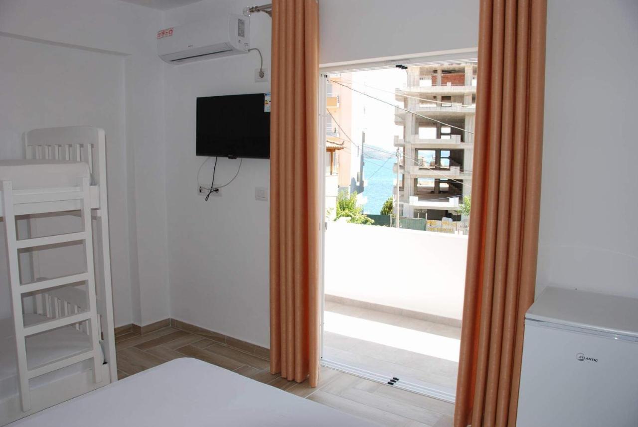 The Hill Apartment Sarandë エクステリア 写真