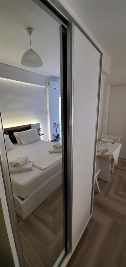 The Hill Apartment Sarandë エクステリア 写真